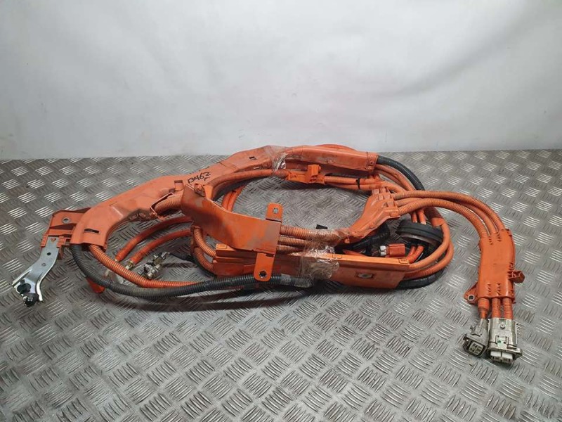 Recambio de modulo electronico para lexus is 300h referencia OEM IAM   CABLE ALTO VOLTAJE