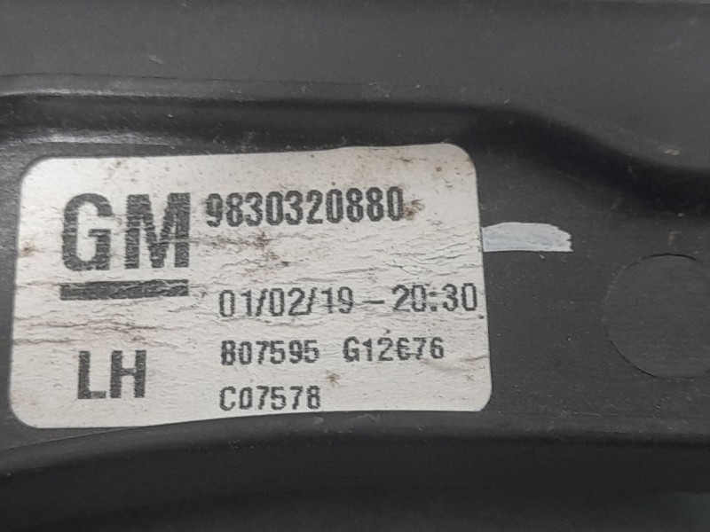Recambio de elevalunas delantero izquierdo para opel grandland / grandland x (a18, p1uo) 1.2 (75) referencia OEM IAM 9830320880 