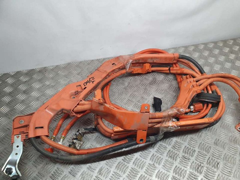 Recambio de modulo electronico para lexus is 300h referencia OEM IAM   CABLE ALTO VOLTAJE