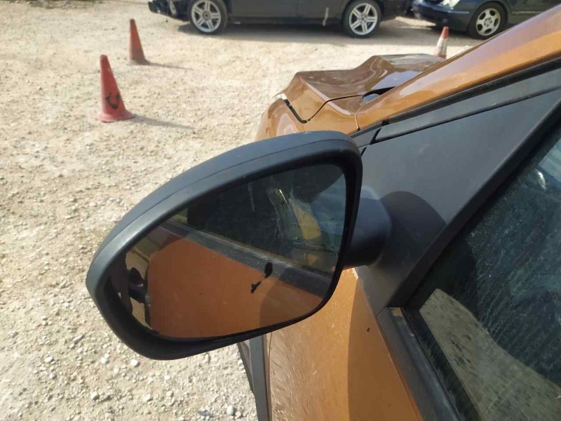 Recambio de retrovisor izquierdo para dacia sandero stepway referencia OEM IAM 963024712R  MANUAL , TOCADO