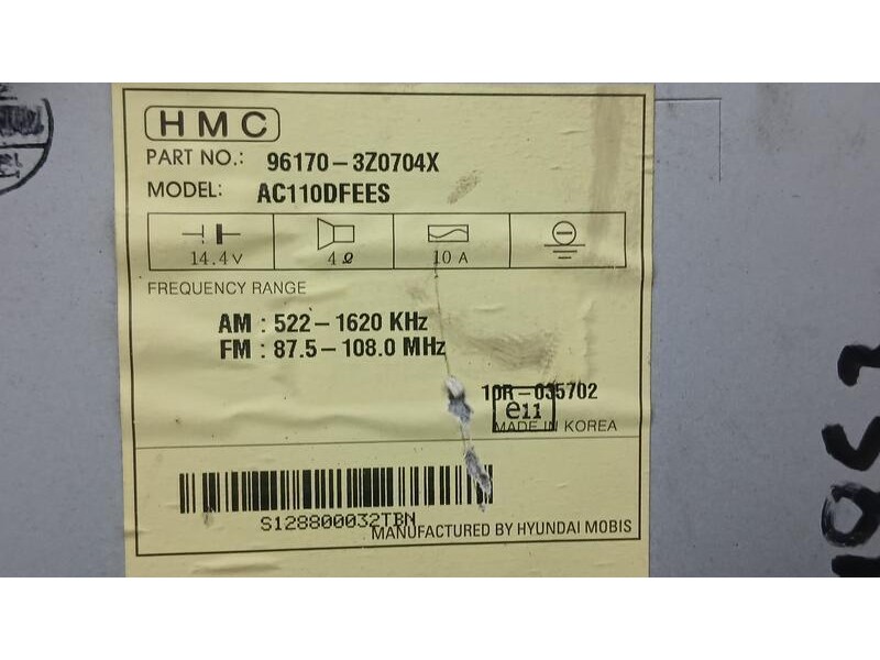 Recambio de sistema audio / radio cd para hyundai i40 essence referencia OEM IAM 961703Z0704X MOBIS AC110DFEES