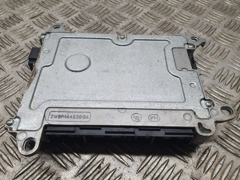 Recambio de centralita abs para jaguar xj 2.7 d xj6 executive referencia OEM IAM 5W9313B524AD  