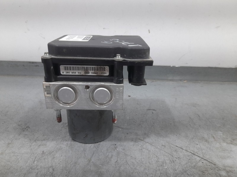 Recambio de abs para toyota auris (_e15_) 1.4 d-4d (nde150_) referencia OEM IAM 4454002060  