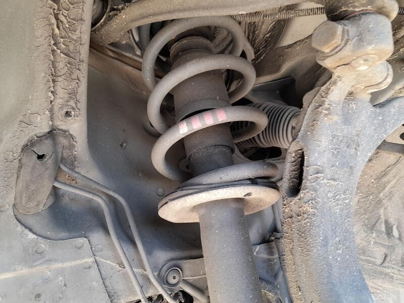 Recambio de amortiguador delantero izquierdo para seat exeo (3r2) 2.0 tdi referencia OEM IAM 3R0413031  