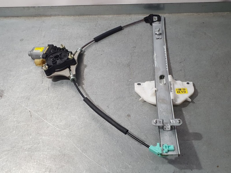 Recambio de elevalunas delantero derecho para kia rio (yb) concept referencia OEM IAM 82460H8000 F00S1W2196 BOSCH ELECTRICO 2 PI