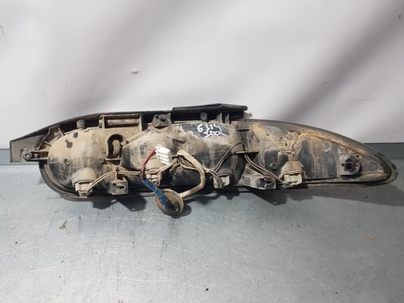 Recambio de piloto trasero izquierdo para mazda mx-3 (ec) 1.9 v6 cat referencia OEM IAM   TOCADO