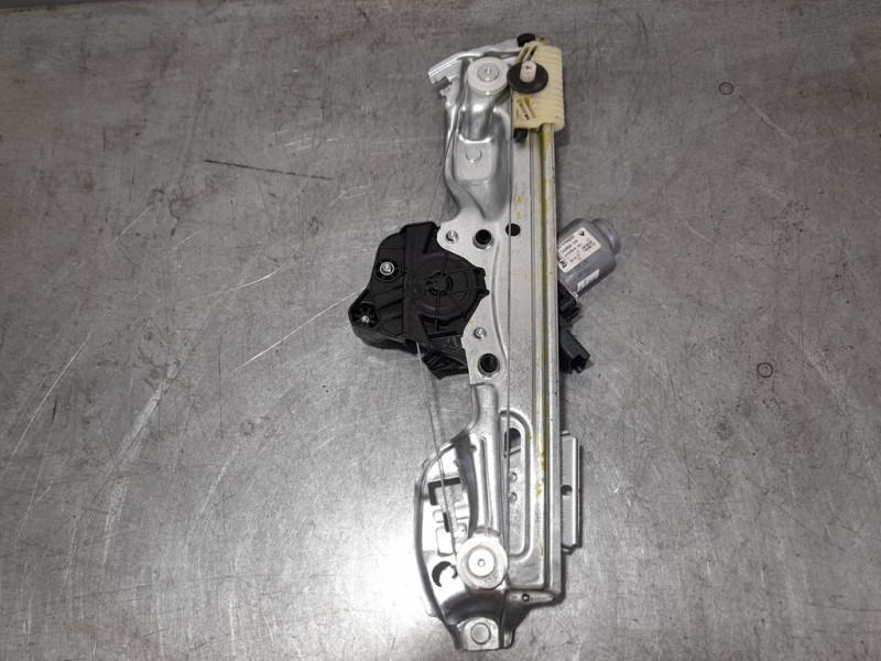 Recambio de elevalunas trasero izquierdo para renault megane iv berlina 5p business referencia OEM IAM 827211609R ELECTRICO 6 PI