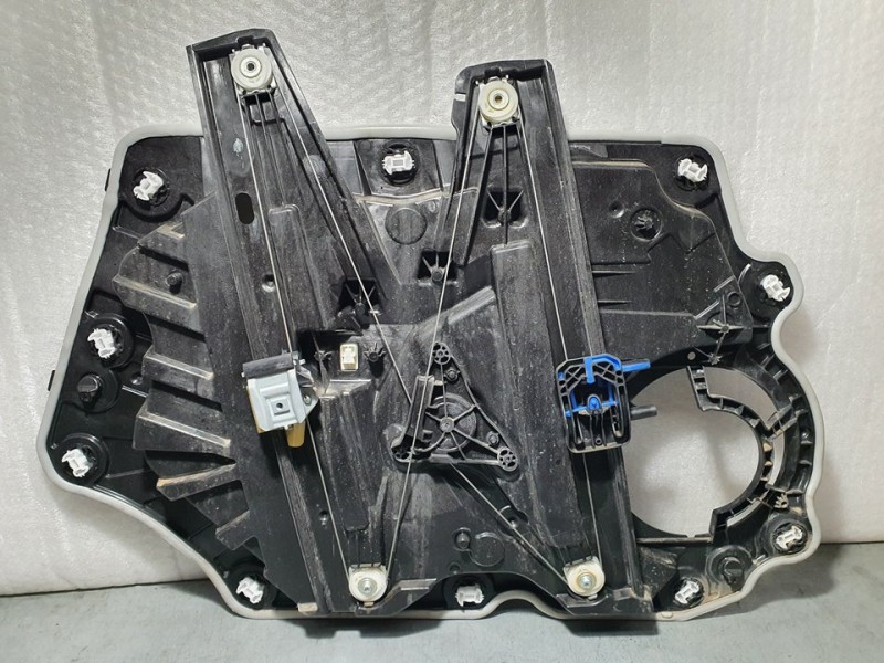 Recambio de elevalunas delantero derecho para ford fiesta (ce1) st-line referencia OEM IAM L1BBA23200CB E34319102 ELECTRICO 2 PI