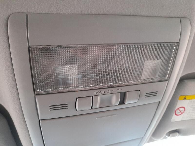 Recambio de luz interior para toyota prius (hw2) 1.5 hybrid (hw20) referencia OEM IAM 8126047010B0  
