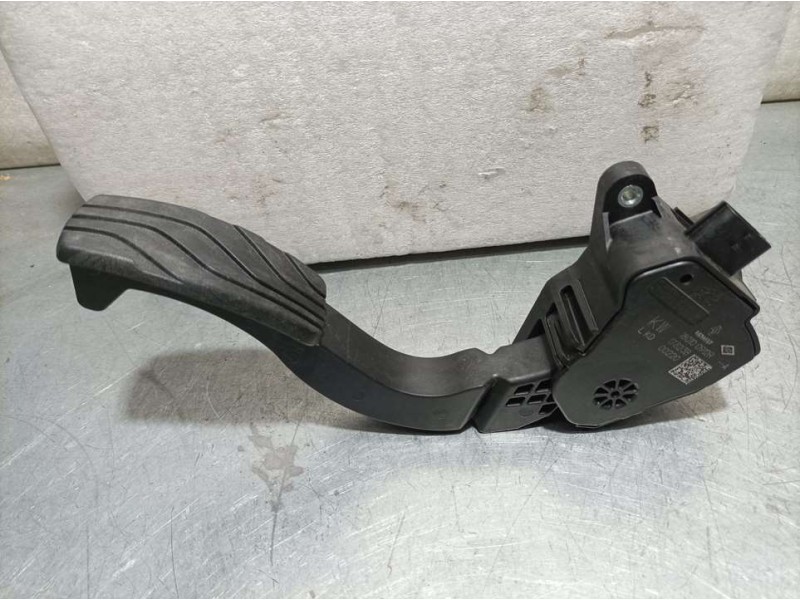 Recambio de potenciometro pedal para dacia sandero 1.0 tce 90 referencia OEM IAM 180100912R  