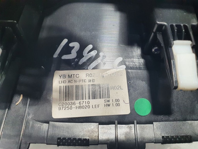 Recambio de mando calefaccion / aire acondicionado para kia rio (yb) concept referencia OEM IAM 98250H8020 C200366710 