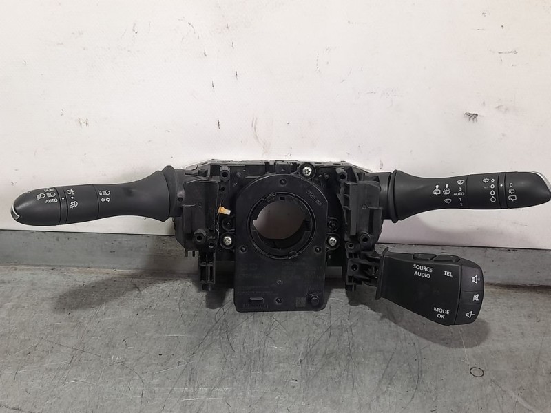 Recambio de mando luces y limpia para renault megane iv berlina 5p business referencia OEM IAM 170830SD1  