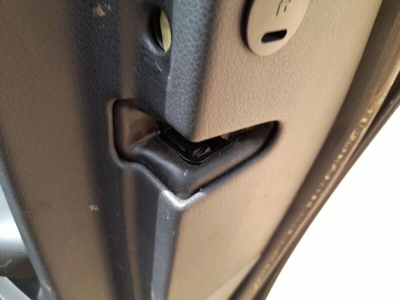 Recambio de cerradura puerta trasera derecha para seat exeo (3r2) 2.0 tdi referencia OEM IAM 8E0839016AA  