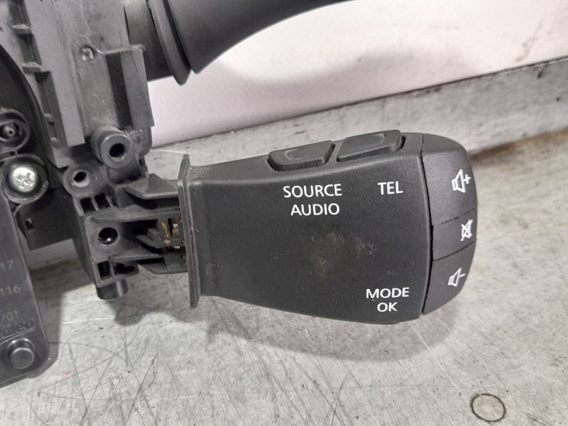 Recambio de mando luces y limpia para renault megane iv berlina 5p business referencia OEM IAM 170830SD1  