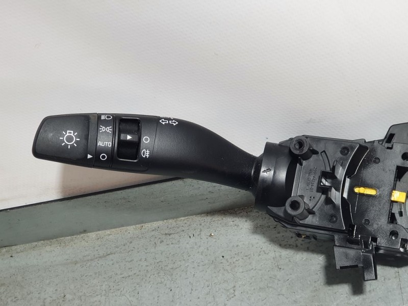 Recambio de mando luces y limpia para kia rio (yb) concept referencia OEM IAM 93403H8850  