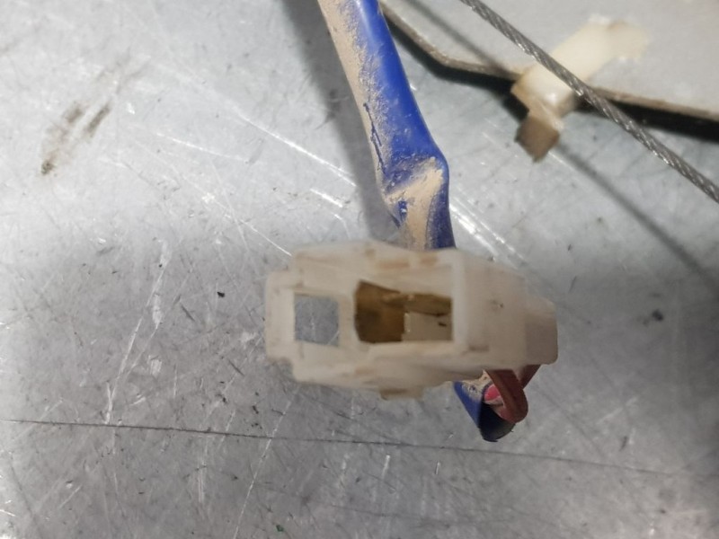 Recambio de elevalunas delantero derecho para mazda mx-3 (ec) 1.9 v6 cat referencia OEM IAM 3630161377  KOITO ELECTRICO 2 PINS