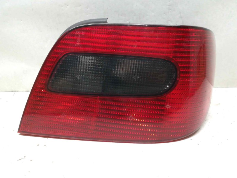Recambio de piloto trasero derecho para citroën xsara berlina 1.9 d sx referencia OEM IAM   