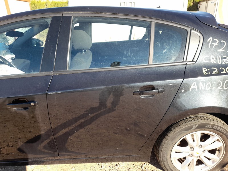 Recambio de puerta trasera izquierda para chevrolet cruze hatchback (j305) 2.0 cdi referencia OEM IAM 95476404  