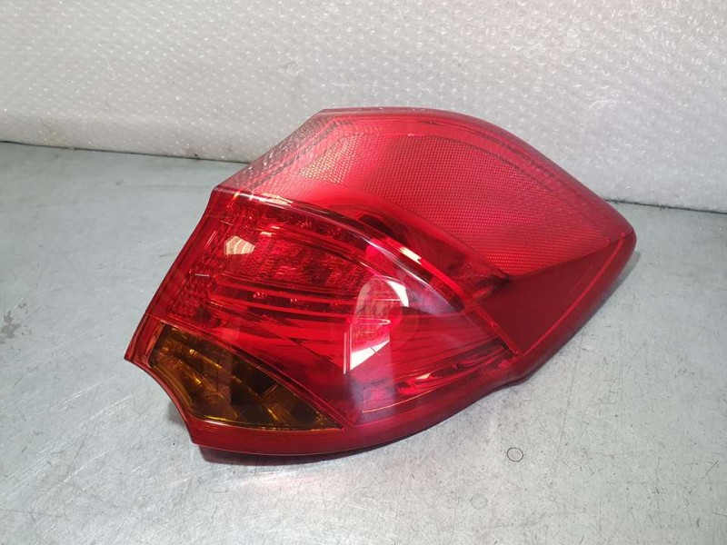 Recambio de piloto trasero derecho para kia cee´d concept referencia OEM IAM 92402A2020  EXTERIOR