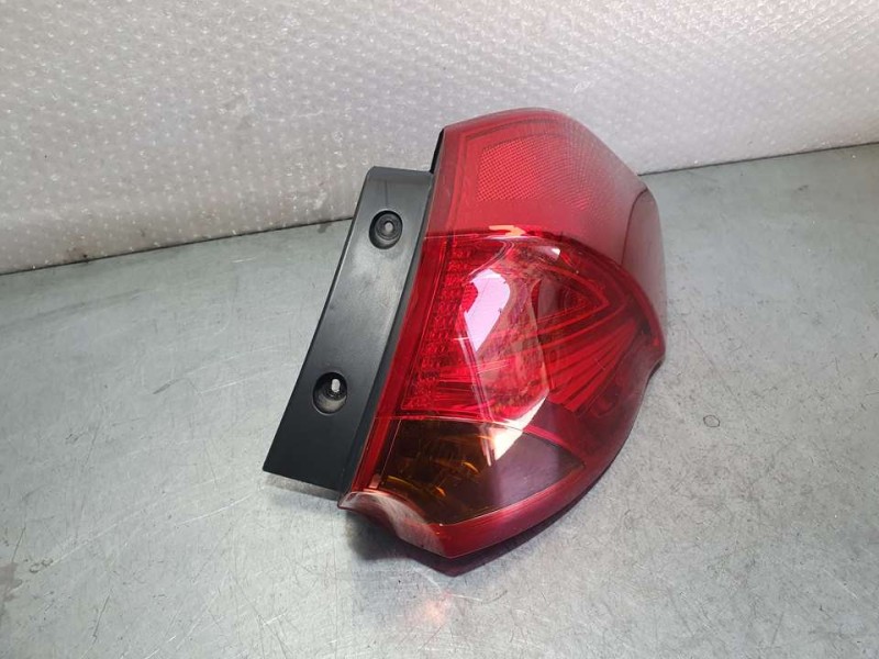 Recambio de piloto trasero derecho para kia cee´d concept referencia OEM IAM 92402A2020  EXTERIOR