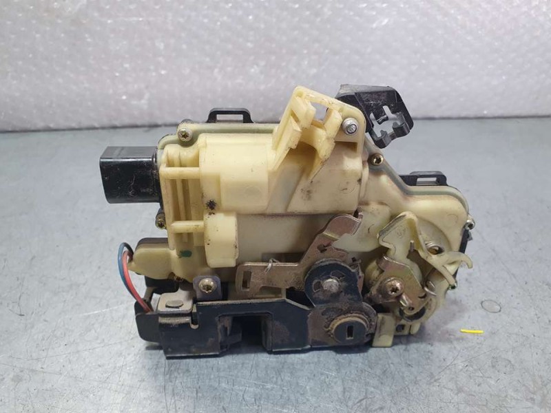 Recambio de cerradura puerta trasera derecha para seat leon (1m1) fr special edition referencia OEM IAM Y3B4839016M 117685104 6 