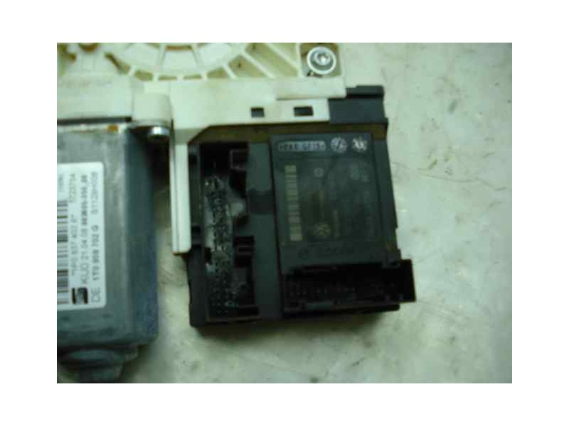 Recambio de elevalunas delantero derecho para seat leon (1p1) style ecomotive referencia OEM IAM 1T0959702G  ELECTRICO