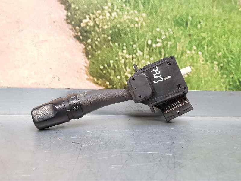 Recambio de mando luces para hyundai elantra (xd) 2.0 crdi gls (4-ptas.) referencia OEM IAM   UN POCO DESGASTADO