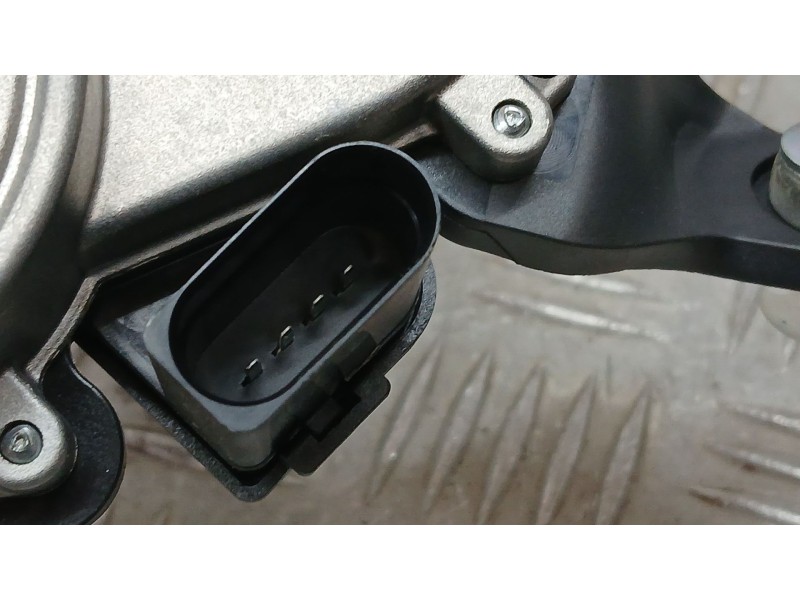 Recambio de motor limpia trasero para hyundai bayon (bc3) 1.2 mpi referencia OEM IAM 98700Q0400 VALEO W435427