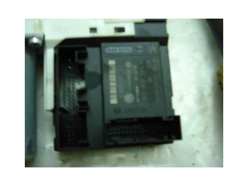 Recambio de elevalunas delantero izquierdo para seat leon (1p1) style ecomotive referencia OEM IAM 1P0837401E  ELECTRICO