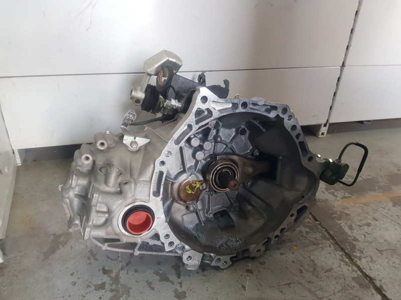 Recambio de caja cambios para toyota auris (_e15_) 1.4 d-4d (nde150_) referencia OEM IAM P07 5 VELOCIDADES 1514687