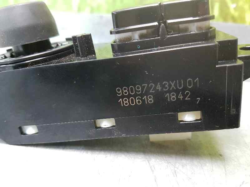 Recambio de mando radio para peugeot 2008 (--.2013) allure referencia OEM IAM 98097243XU01  