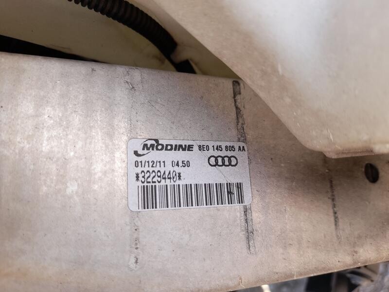 Recambio de intercooler para seat exeo (3r2) 2.0 tdi referencia OEM IAM 8E0145805AA  