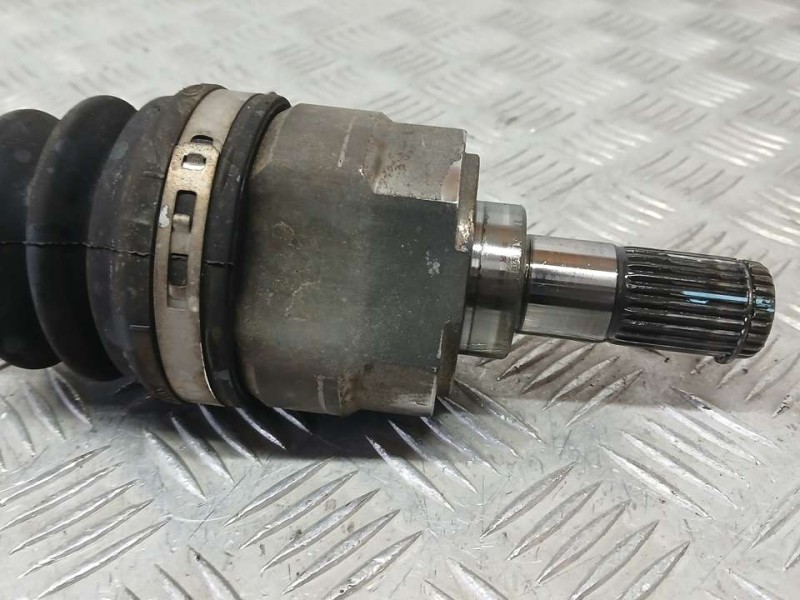 Recambio de transmision delantera izquierda para kia cee´d concept referencia OEM IAM 49500A6300  