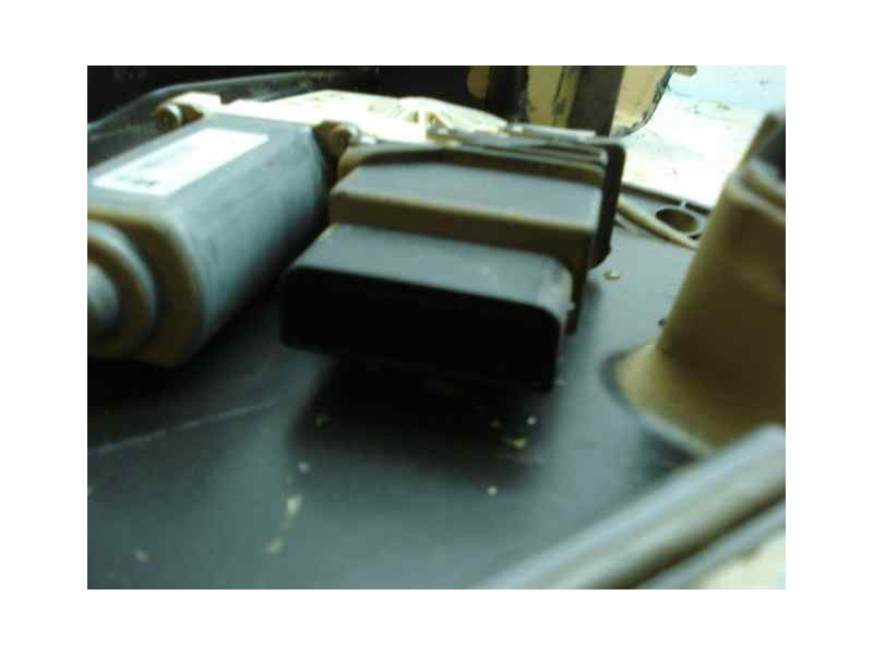 Recambio de elevalunas trasero derecho para seat leon (1p1) style ecomotive referencia OEM IAM 1K0959704N  ELECTRICO