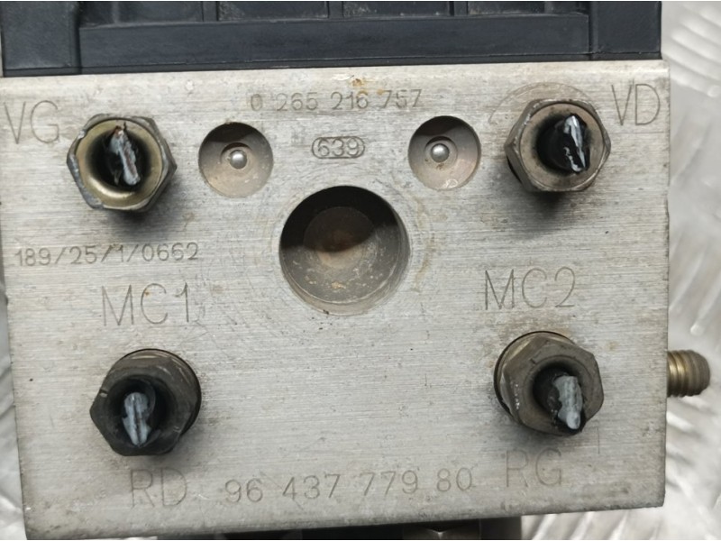 Recambio de abs para peugeot 307 (s1) xs referencia OEM IAM 9643777980 0265216757 BOSCH