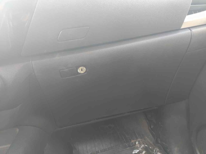 Recambio de guantera para toyota hilux (gun1) double cab gx 4x4 referencia OEM IAM 55550KK070C0  INFERIOR