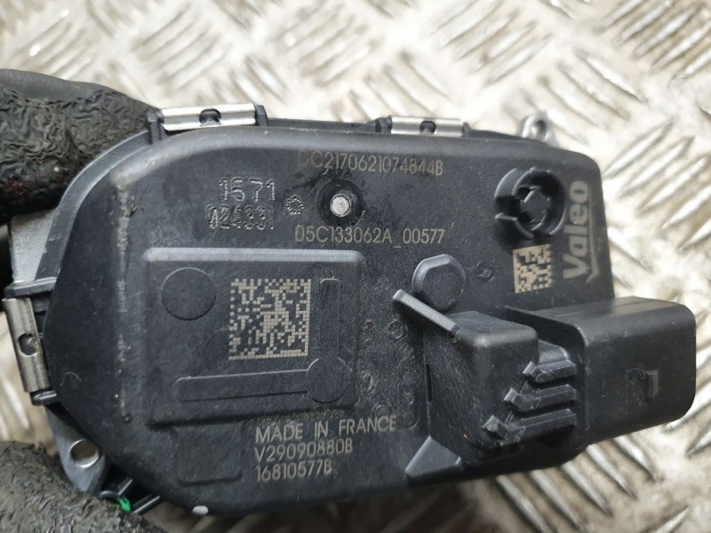 Recambio de caja mariposa para volkswagen t-roc 1.0 tsi referencia OEM IAM V290908808  VALEO