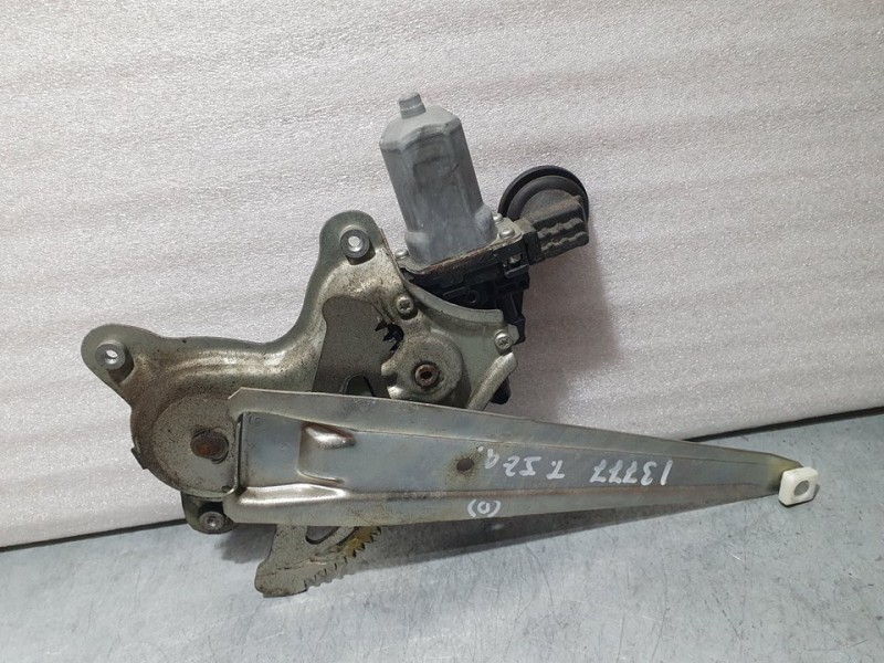 Recambio de elevalunas trasero izquierdo para dacia sandero stepway referencia OEM IAM 827217198R  6 PINES