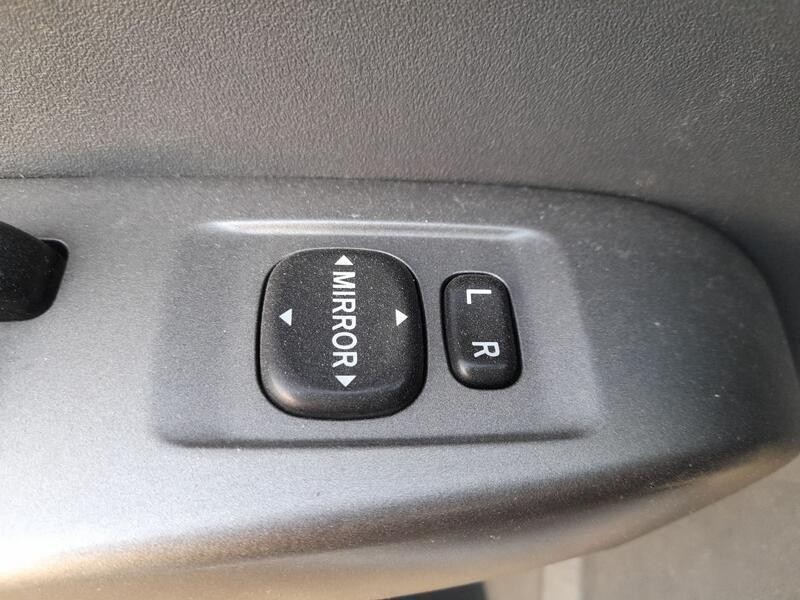 Recambio de mando elevalunas delantero izquierdo para toyota prius (hw2) 1.5 hybrid (hw20) referencia OEM IAM 8482047050 C/MANDO