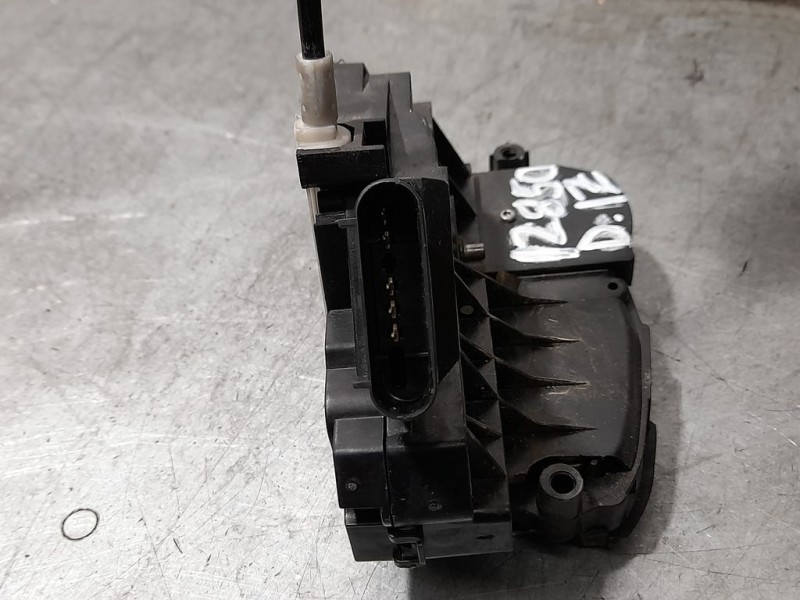 Recambio de cerradura puerta delantera izquierda para ford fiesta (cb1) trend referencia OEM IAM 8A6AA21813  