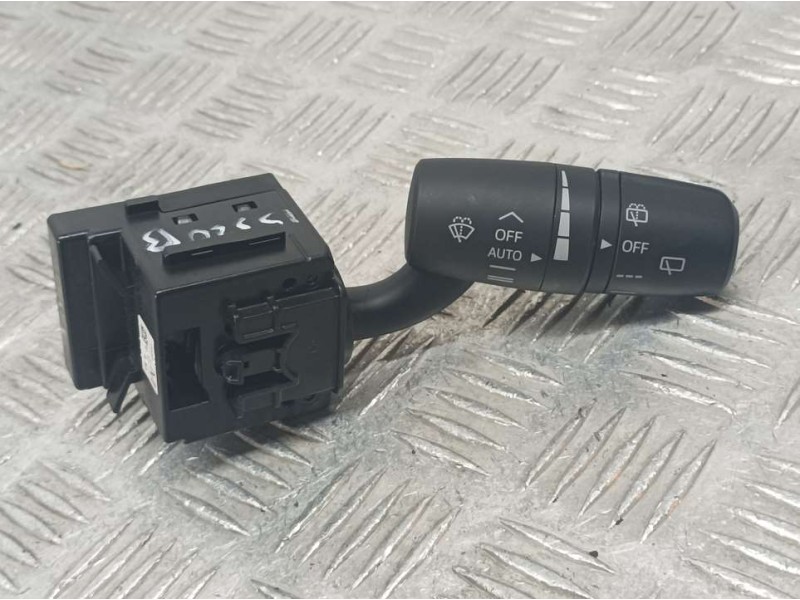 Recambio de mando limpia para mazda 2 lim. () evolution referencia OEM IAM DA6B  