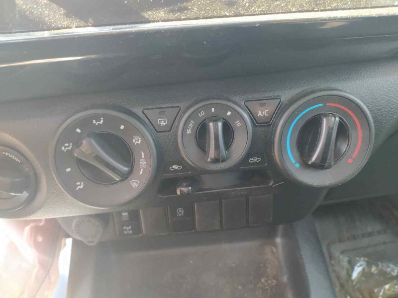 Recambio de mando calefaccion / aire acondicionado para toyota hilux (gun1) double cab gx 4x4 referencia OEM IAM 559000KF00  