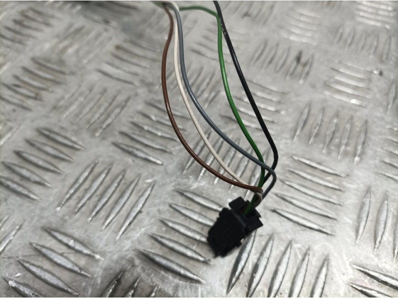 Recambio de retrovisor izquierdo para peugeot 307 (s1) xs referencia OEM IAM 8149AW  ELECTRICO TOCADO 5 CABLES