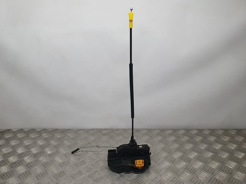 Recambio de cerradura puerta trasera derecha para opel astra j lim. cosmo referencia OEM IAM SIN REF  5 PINES