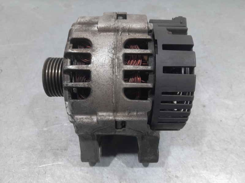 Recambio de alternador para citroën c2 (jm_) 1.4 referencia OEM IAM 9649611780 2542803A VALEO