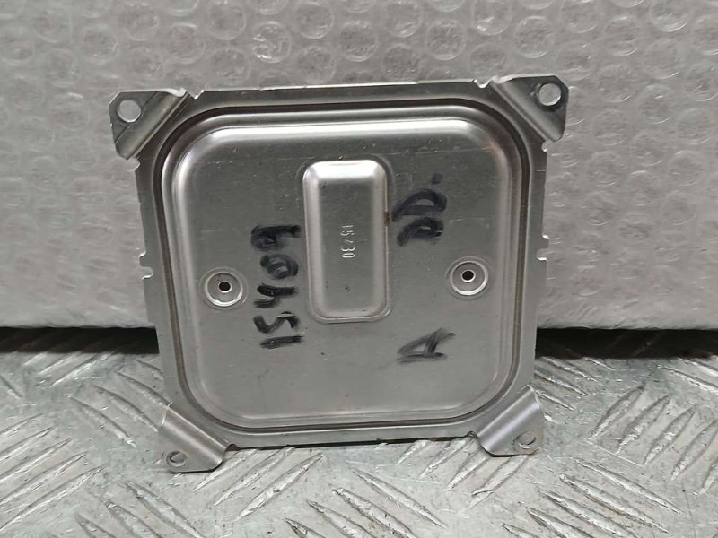 Recambio de centralita faros xenon para renault kadjar business referencia OEM IAM 260555097R S180237003C CONTINENTAL
