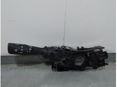 Recambio de mando luces y limpia para toyota hilux (gun1) double cab gx 4x4 referencia OEM IAM 0k66017j293 841400K650 