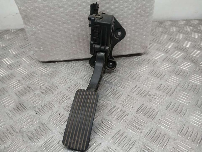 Recambio de potenciometro pedal para hyundai i30 comfort referencia OEM IAM 32700XXXXX  