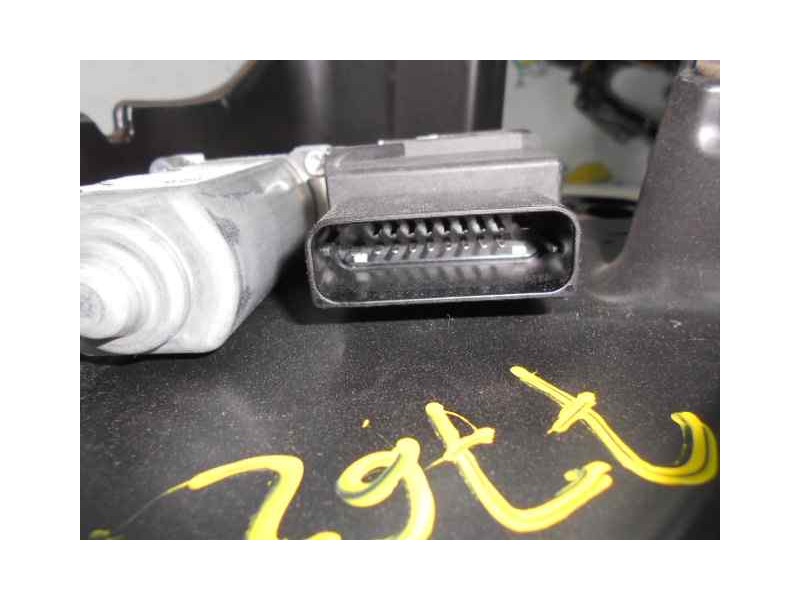 Recambio de elevalunas trasero derecho para seat leon (1p1) reference referencia OEM IAM 1K0959704N  