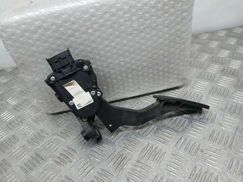 Recambio de potenciometro pedal para hyundai i30 comfort referencia OEM IAM 32700XXXXX  